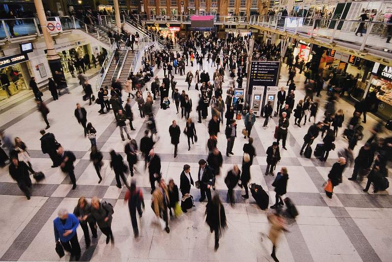 Cyril Hall Cup (Colour Pictorial) - Rush Hour by Dennis Lumkin.jpg